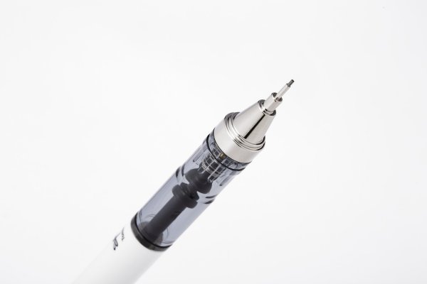 Tombow Mechanická tužka MONO graph 0,7mm, bílá