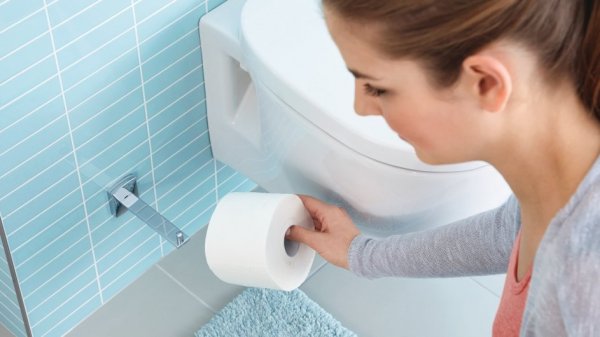 Klaam Držák na náhradní role toaletního papíru 61mm x 136mm x 46mm